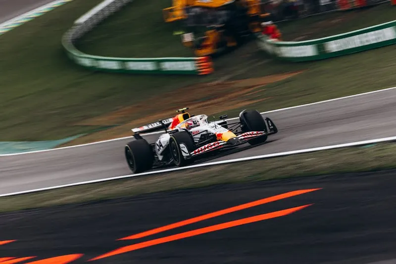 10 pinturas clássicas da F1 que a gente queria ver de volta nas pistas