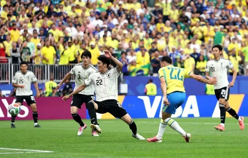 Gabriel Martinelli faz o gol da classificação do Brasil contra o Japão pela Copa do Mundo - Foto: Divulgação / FIFA