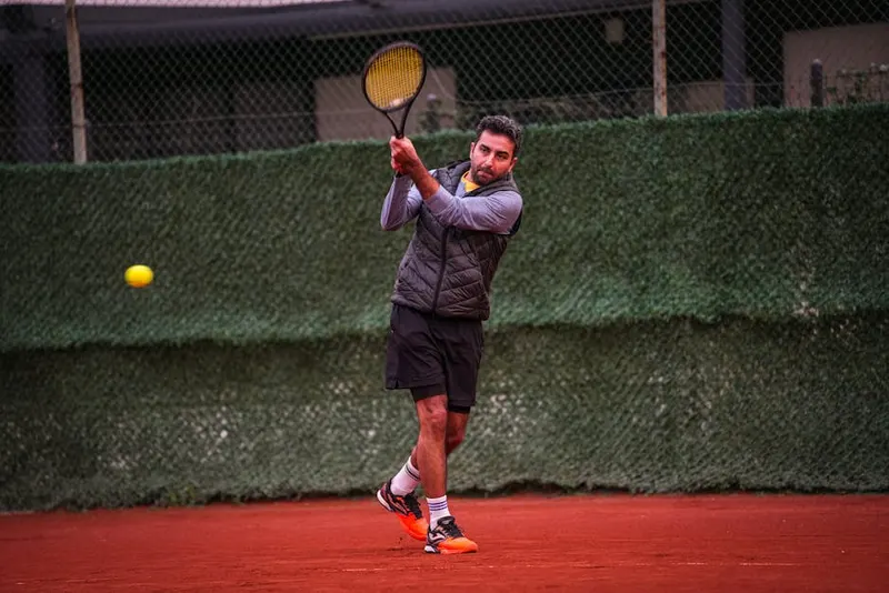 Wawrinka e Monfils recebem convites para Roland Garros